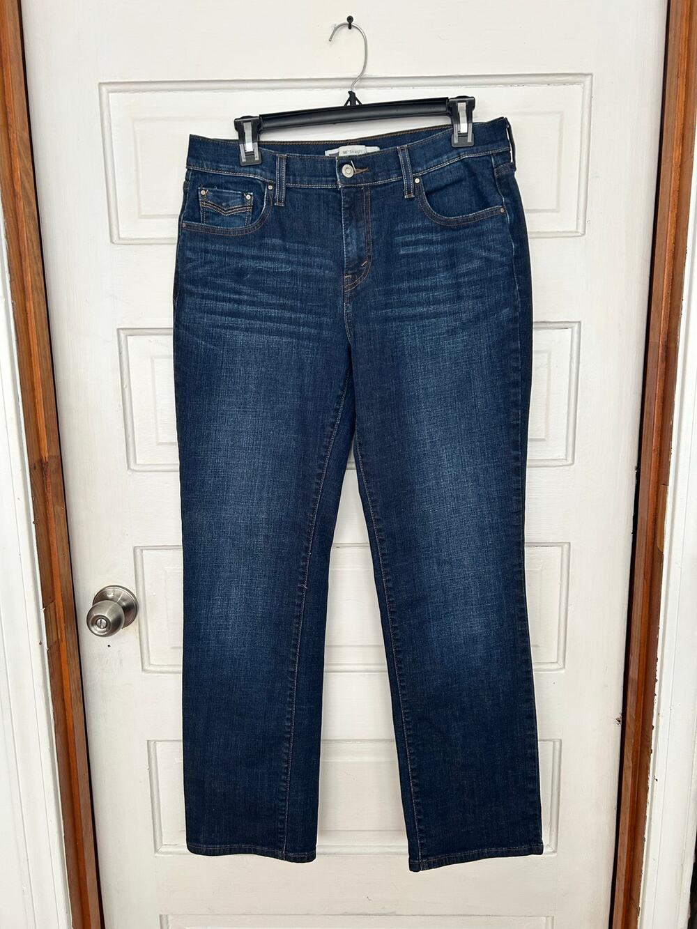 Levi's 505 Womens 10 Straight Leg Curvy Pocket Excellent Condition Fast Shipping